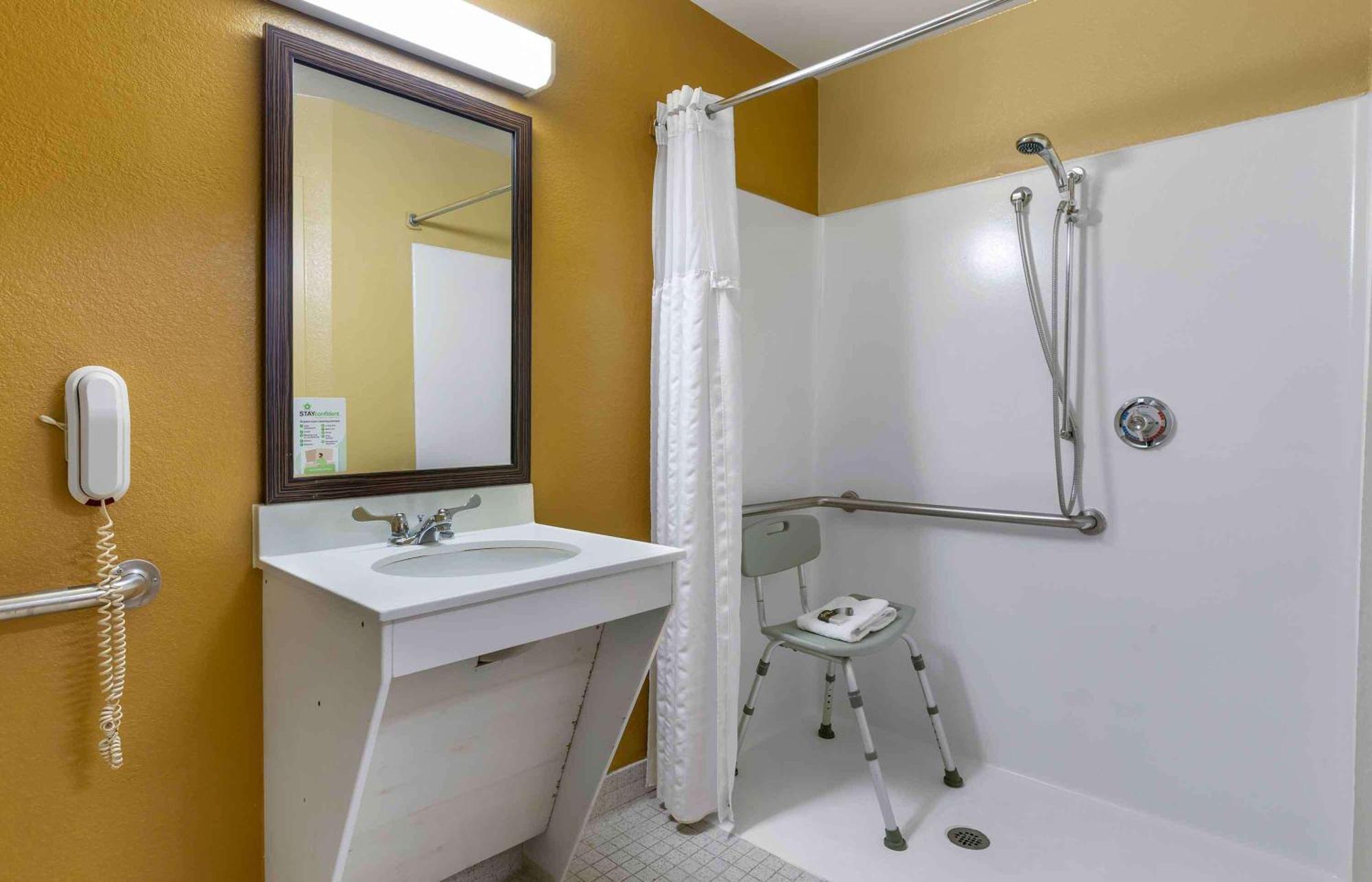 Extended Stay America Suites - Providence - Warwick Exterior photo