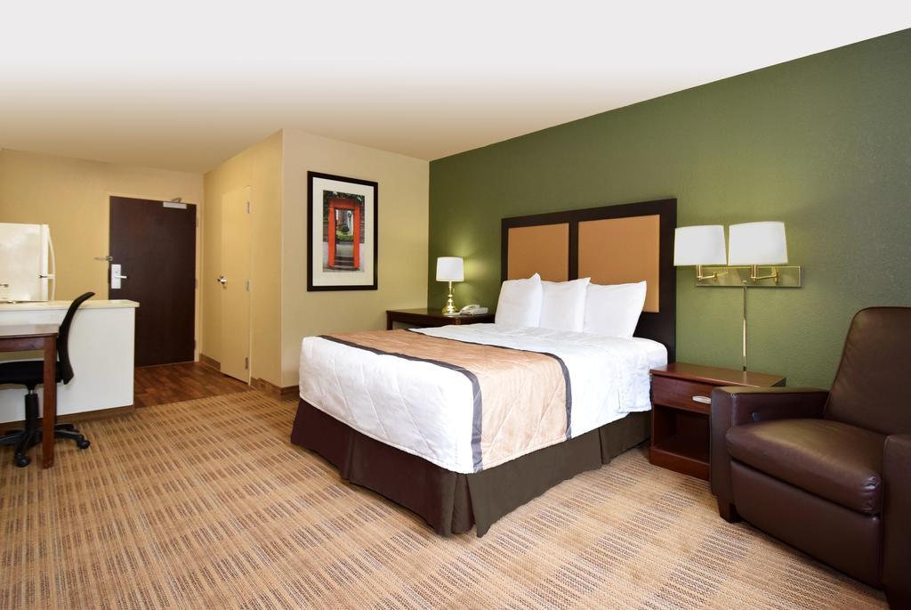 Extended Stay America Suites - Providence - Warwick Exterior photo